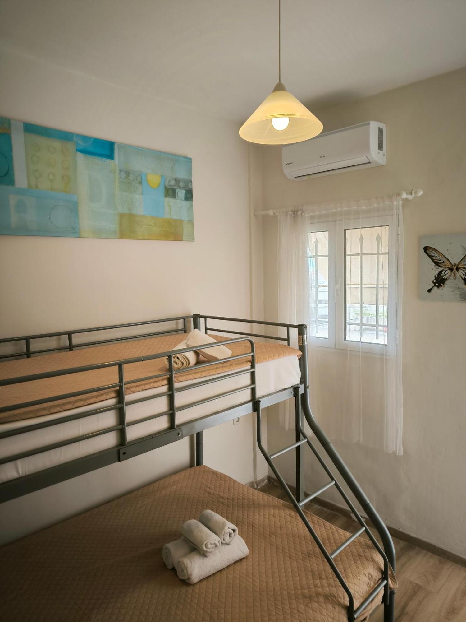 アテネPenthouse With An Incredible View 350M From Metro Station!アパートメント エクステリア 写真